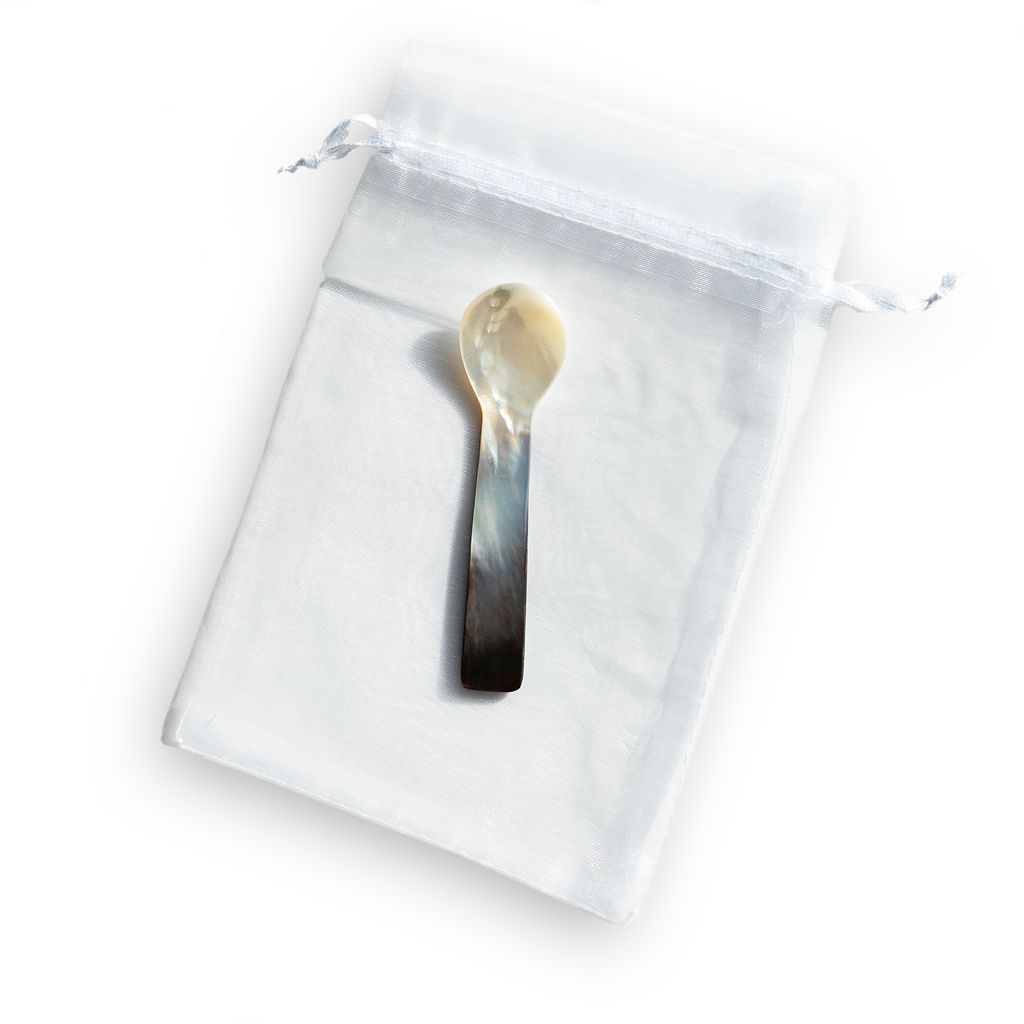 Accoutrements - Black Mother Of Pearl Spoon