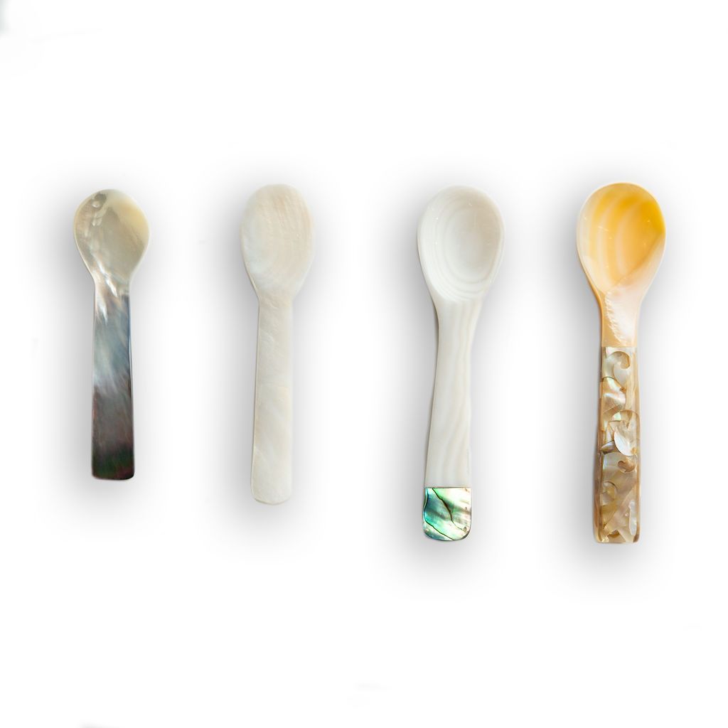 Accoutrements - Mother Of Pearl Spoon With Abalone Inlay